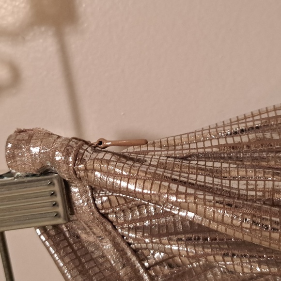 Anthropologie Maeve Shimmer Silvery Tone Girgeous Skirt szO Like New - Picture 4 of 7